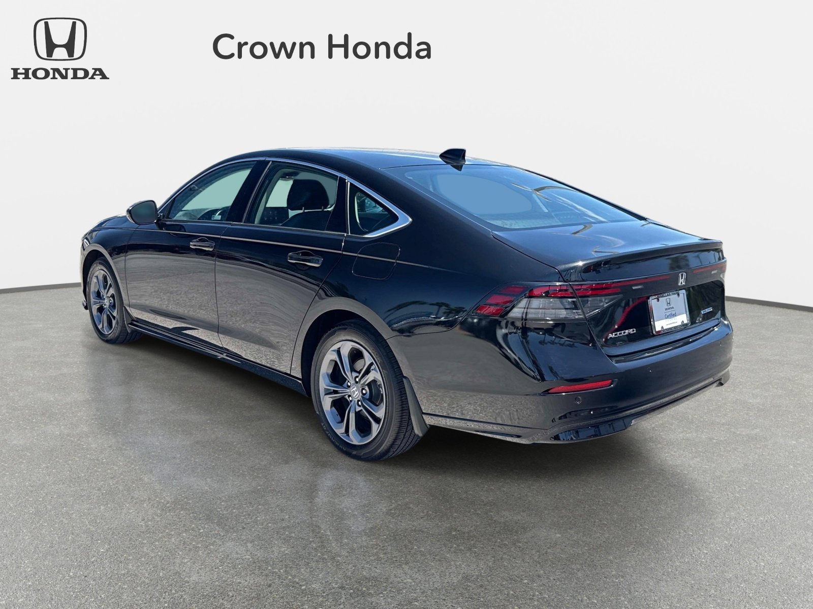 Used 2024 Honda Accord EX-L image 3