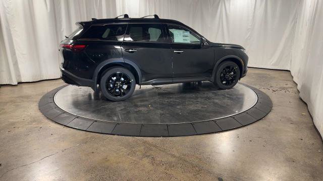 Certified 2025 INFINITI QX60 Luxe w/ Black Edition image 9