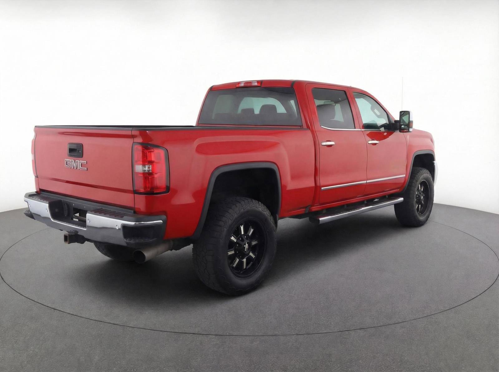 Used 2018 GMC Sierra 2500 SLT w/ Duramax Plus Package image 7