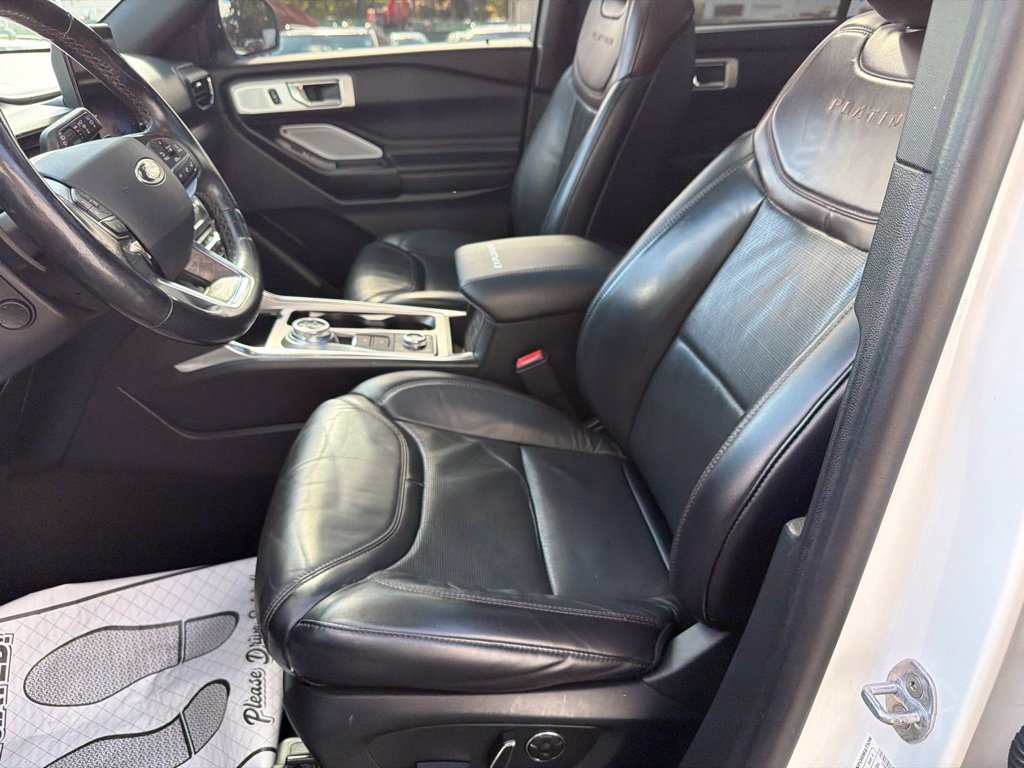 Used 2020 Ford Explorer Platinum w/ Premium Technology Package AWD/4WD image 10