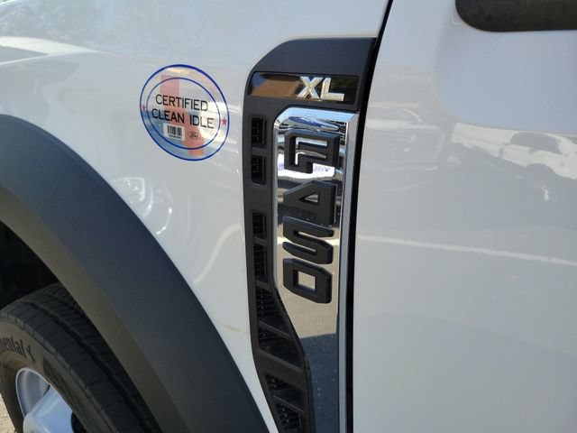 New 2026 Ford F450 XL w/ XL Chrome Package RWD image 25