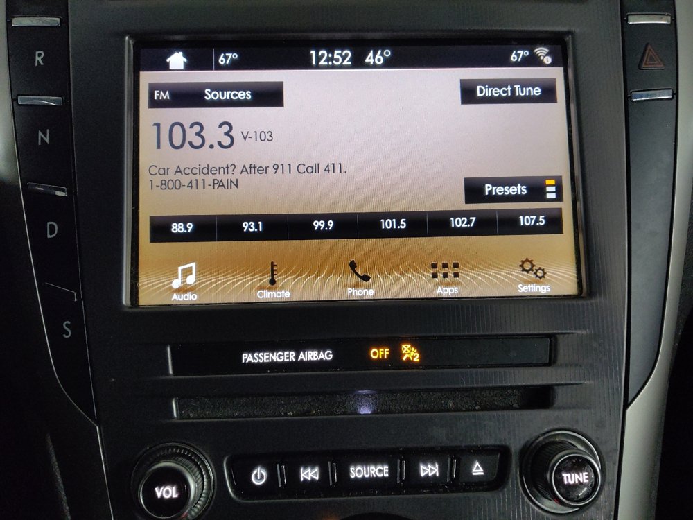 Used 2018 Lincoln MKZ Premiere FWD image 25