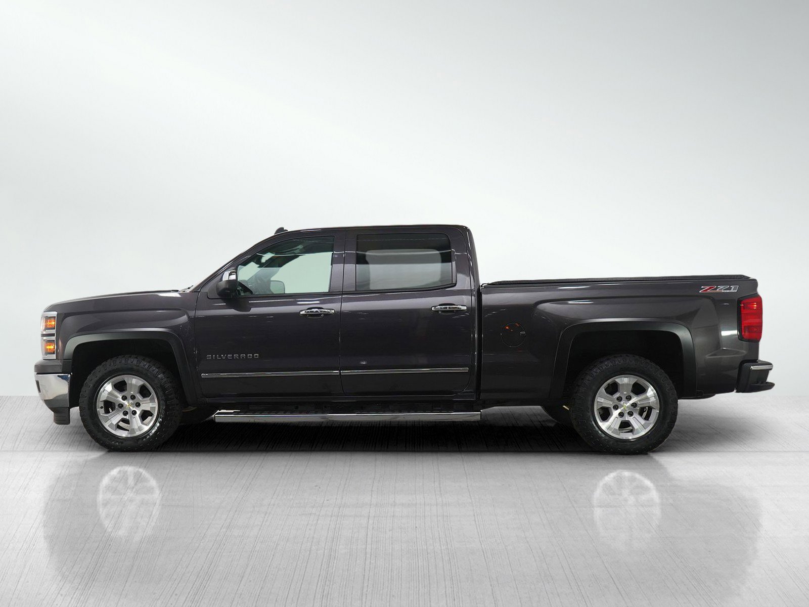 Used 2014 Chevrolet Silverado 1500 LTZ Z71 w/ LTZ Plus Package image 2