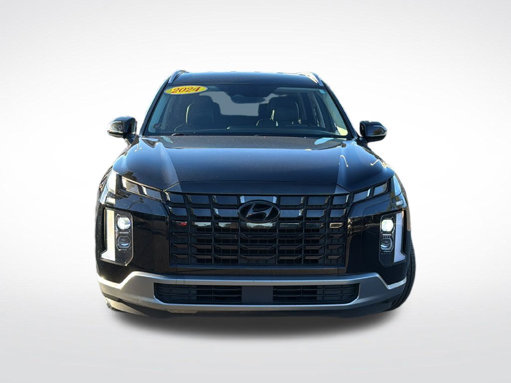 Used 2024 Hyundai Palisade SEL FWD image 2