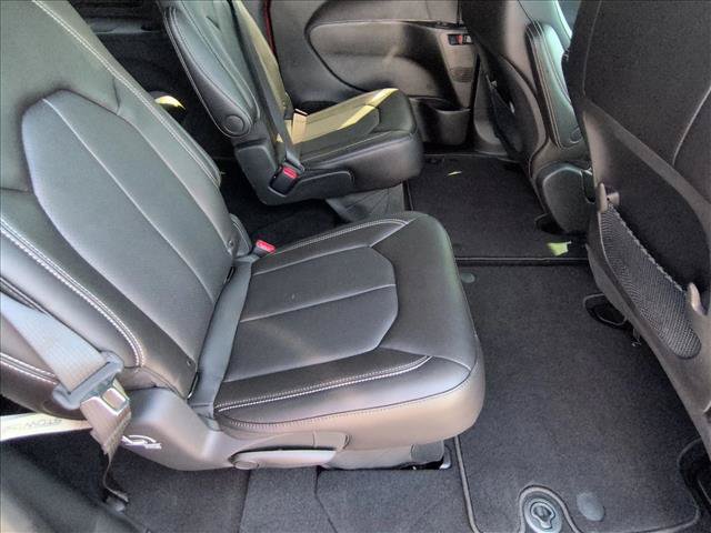 Used 2026 Chrysler Voyager LX FWD image 18