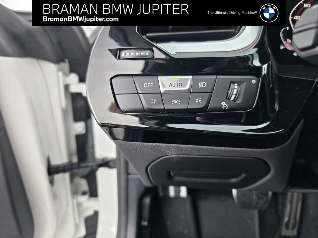 Certified 2022 BMW Z4 M40i w/ Premium Package image 21