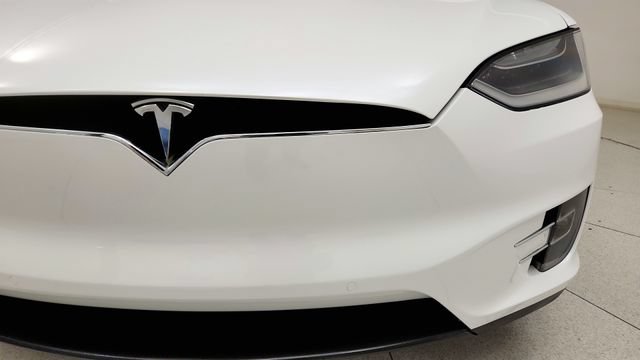 Used 2018 Tesla Model X 75D AWD/4WD image 25