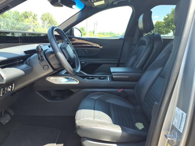 Used 2024 Lincoln Nautilus Reserve w/ Equipment Group 202A AWD/4WD image 12
