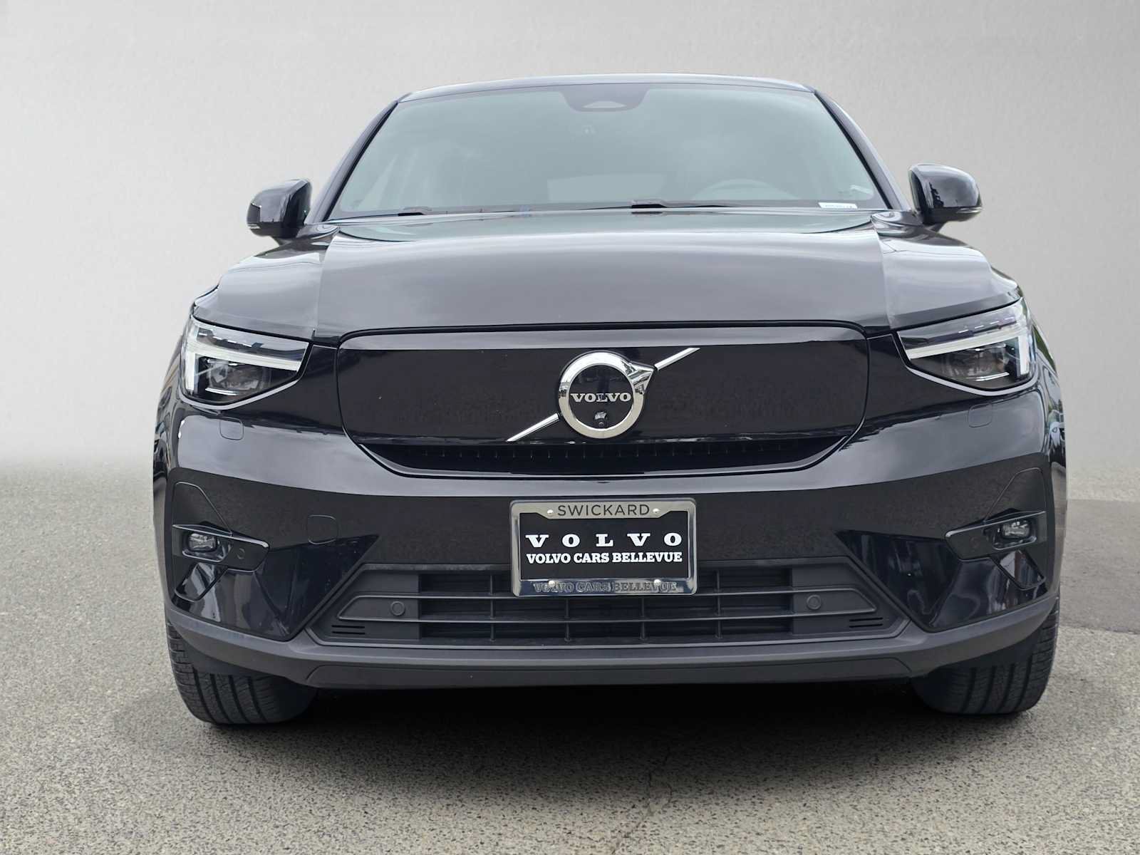 Certified 2023 Volvo C40 P8 Recharge Ultimate w/ Protection Package Premier AWD/4WD image 9