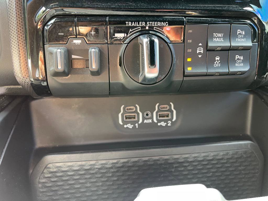 Used 2023 RAM 1500 Limited w/ Trailer Tow Group image 35