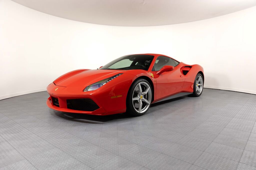 Used 2017 Ferrari 488 GTB image 6