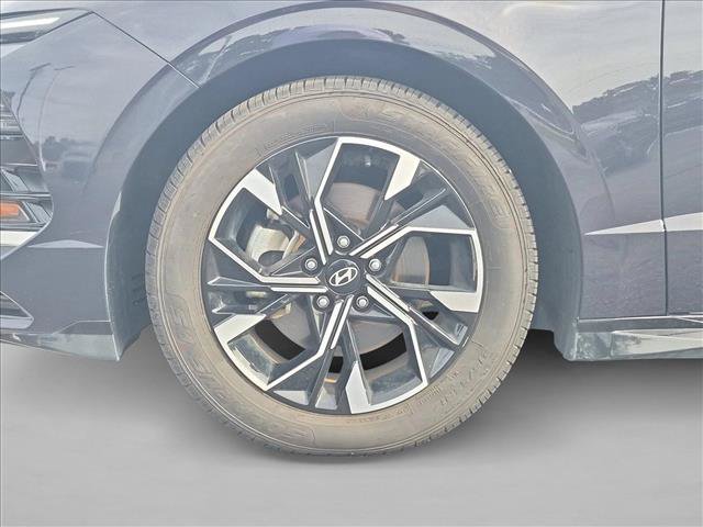 Used 2025 Hyundai Sonata SEL FWD image 23