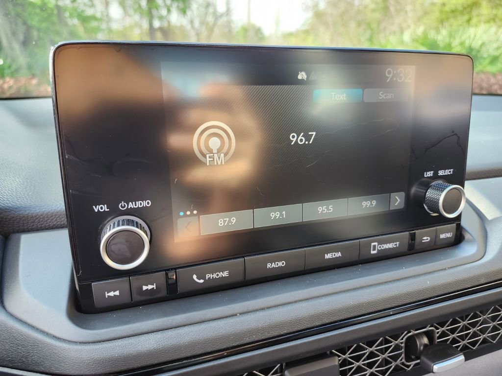 Certified 2023 Honda Accord EX image 27