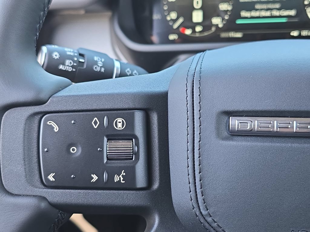 New 2026 Land Rover Defender 110 X AWD/4WD image 17
