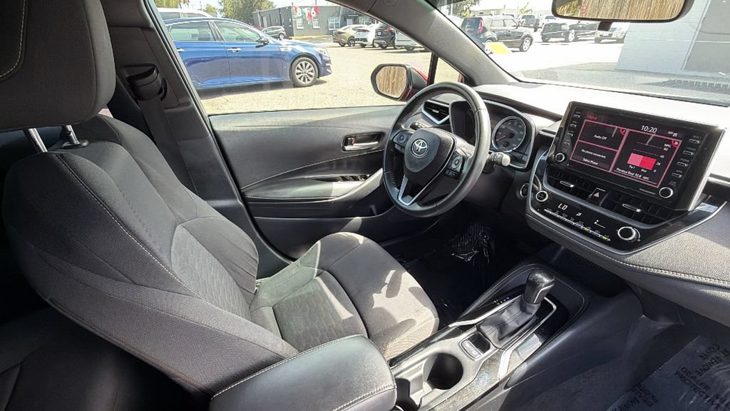 Used 2021 Toyota Corolla SE w/ Special Edition FWD image 30