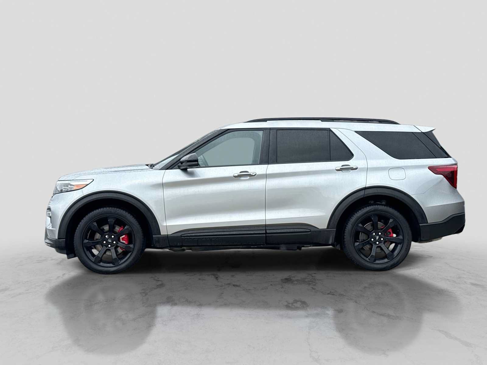 Certified 2023 Ford Explorer ST w/ Equipment Group 401A AWD/4WD image 3