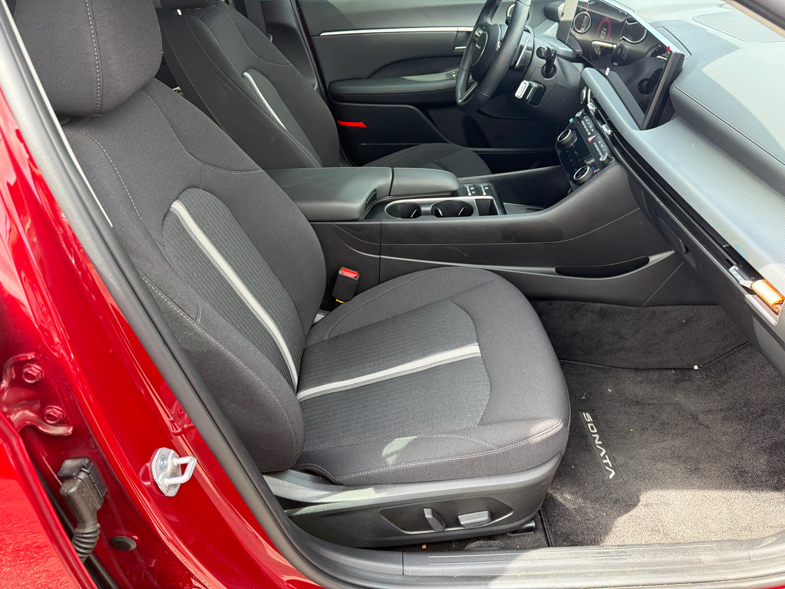 Certified 2025 Hyundai Sonata SEL FWD image 14