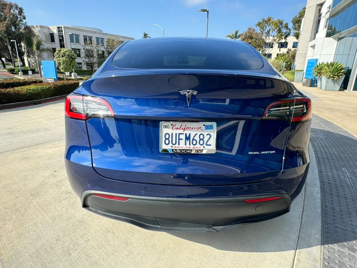 Used 2023 Tesla Model Y Long Range AWD/4WD image 8