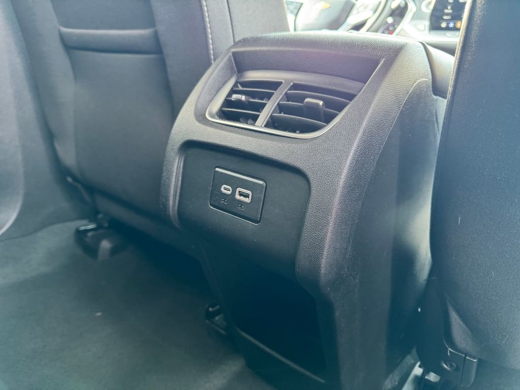 Used 2023 Chevrolet Blazer LT image 15