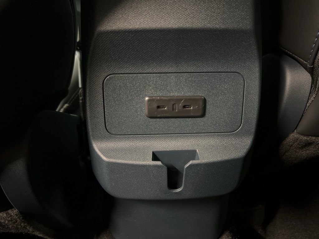 New 2026 Ford Maverick Lobo AWD/4WD image 31