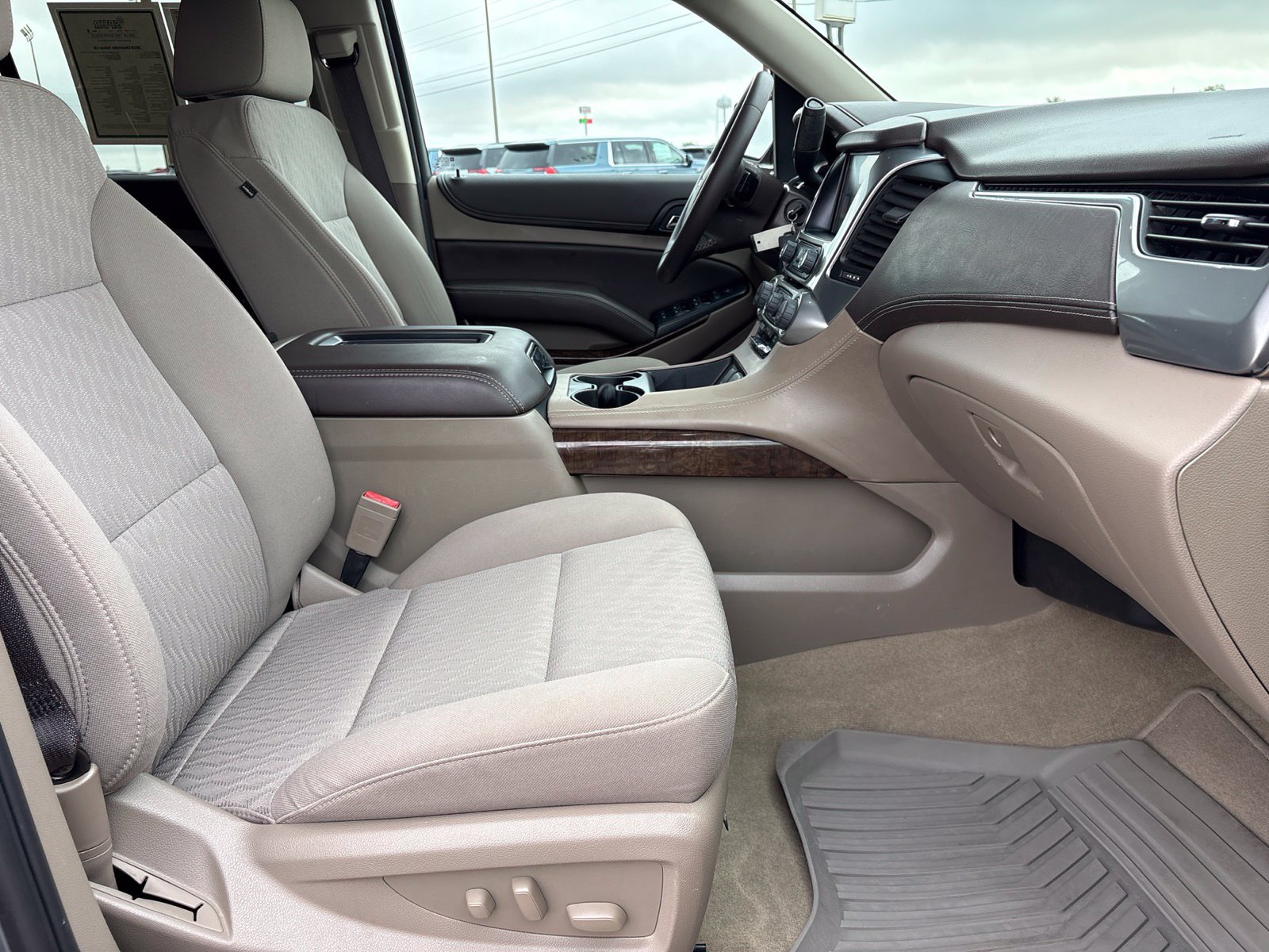 Used 2018 Chevrolet Tahoe LS w/ All-Season Package RWD image 21
