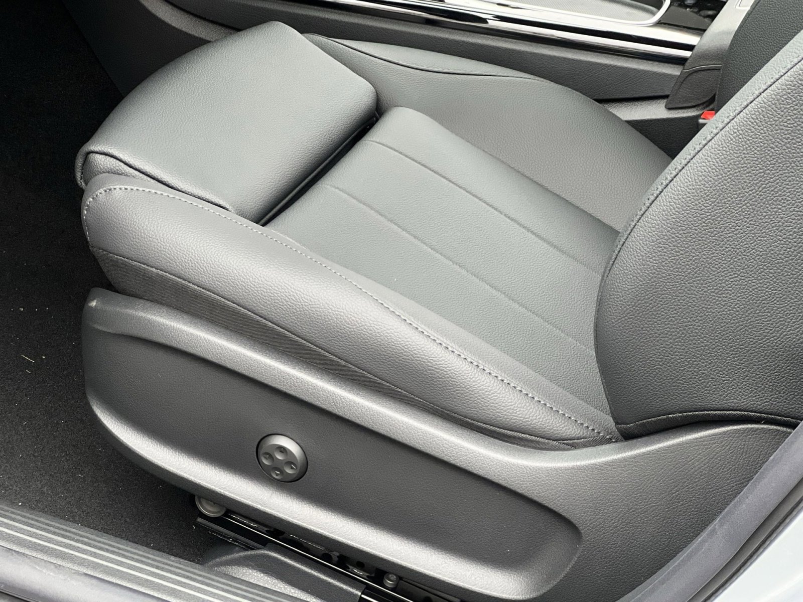 New 2026 Mercedes-Benz CLA 250 4MATIC image 12