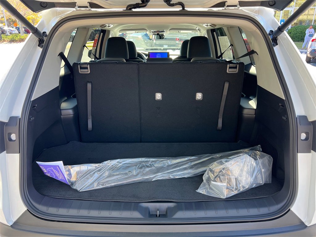 New 2026 Toyota Grand Highlander XLE image 18