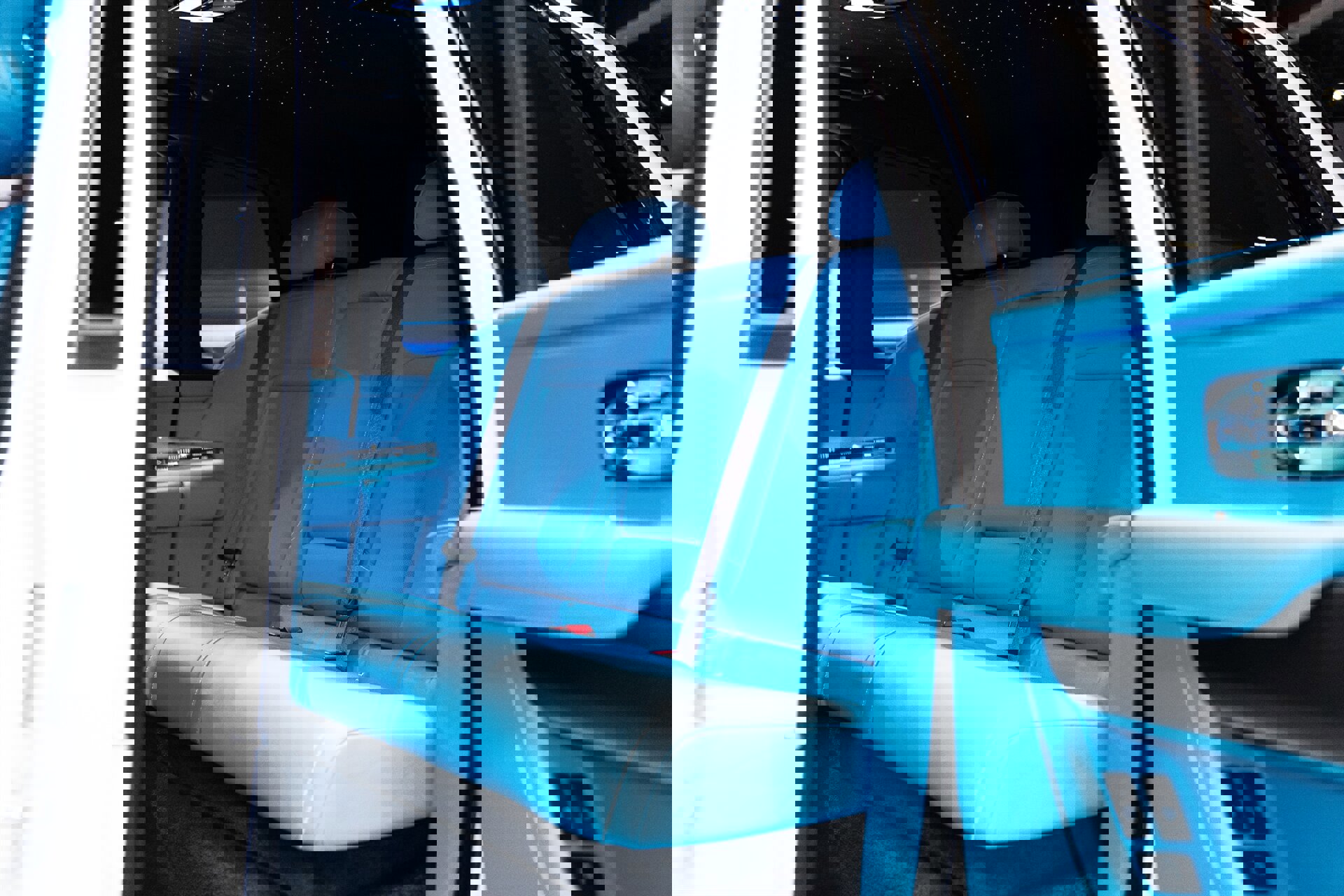 Used 2026 Rolls-Royce Cullinan image 36