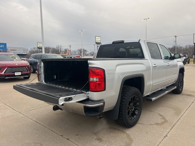 Used 2015 GMC Sierra 1500 SLE w/ SLE Value Package image 5
