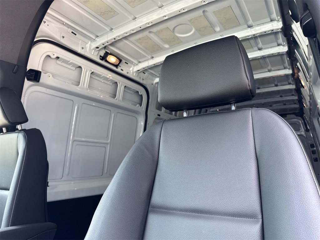 New 2025 Mercedes-Benz Sprinter 3500 image 39