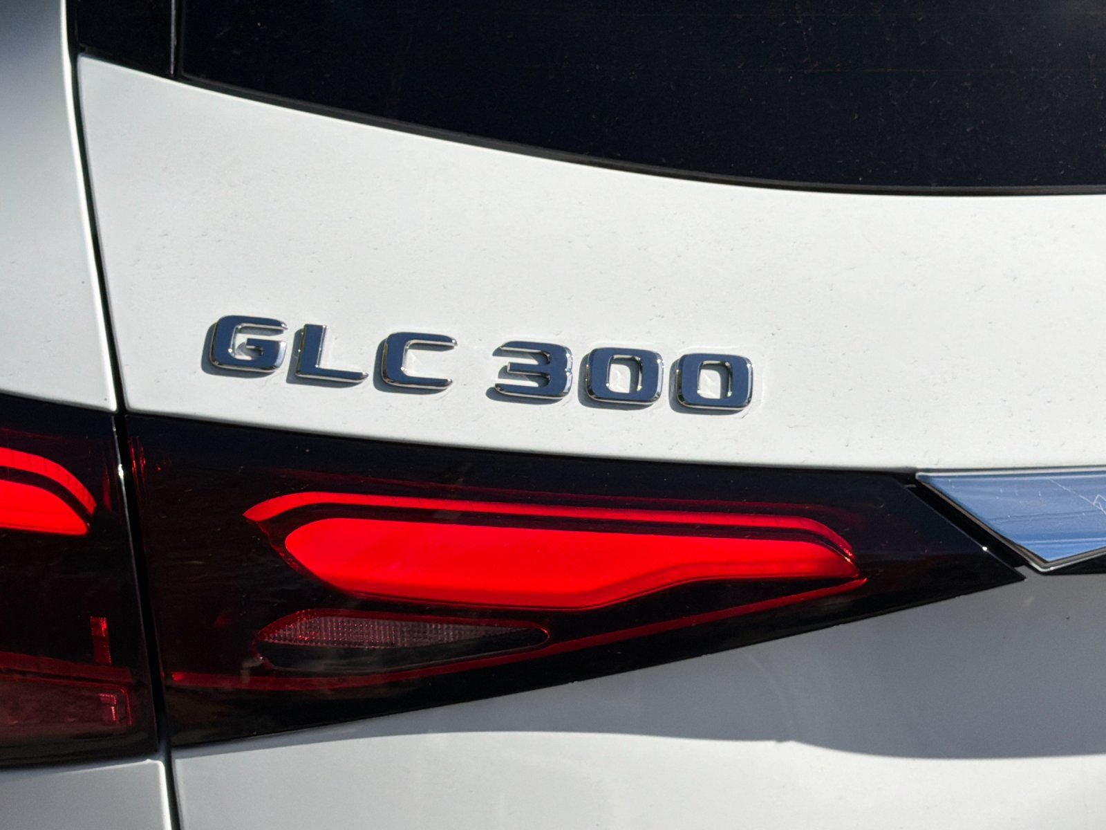 Used 2016 Mercedes-Benz GLC 300 4MATIC image 25