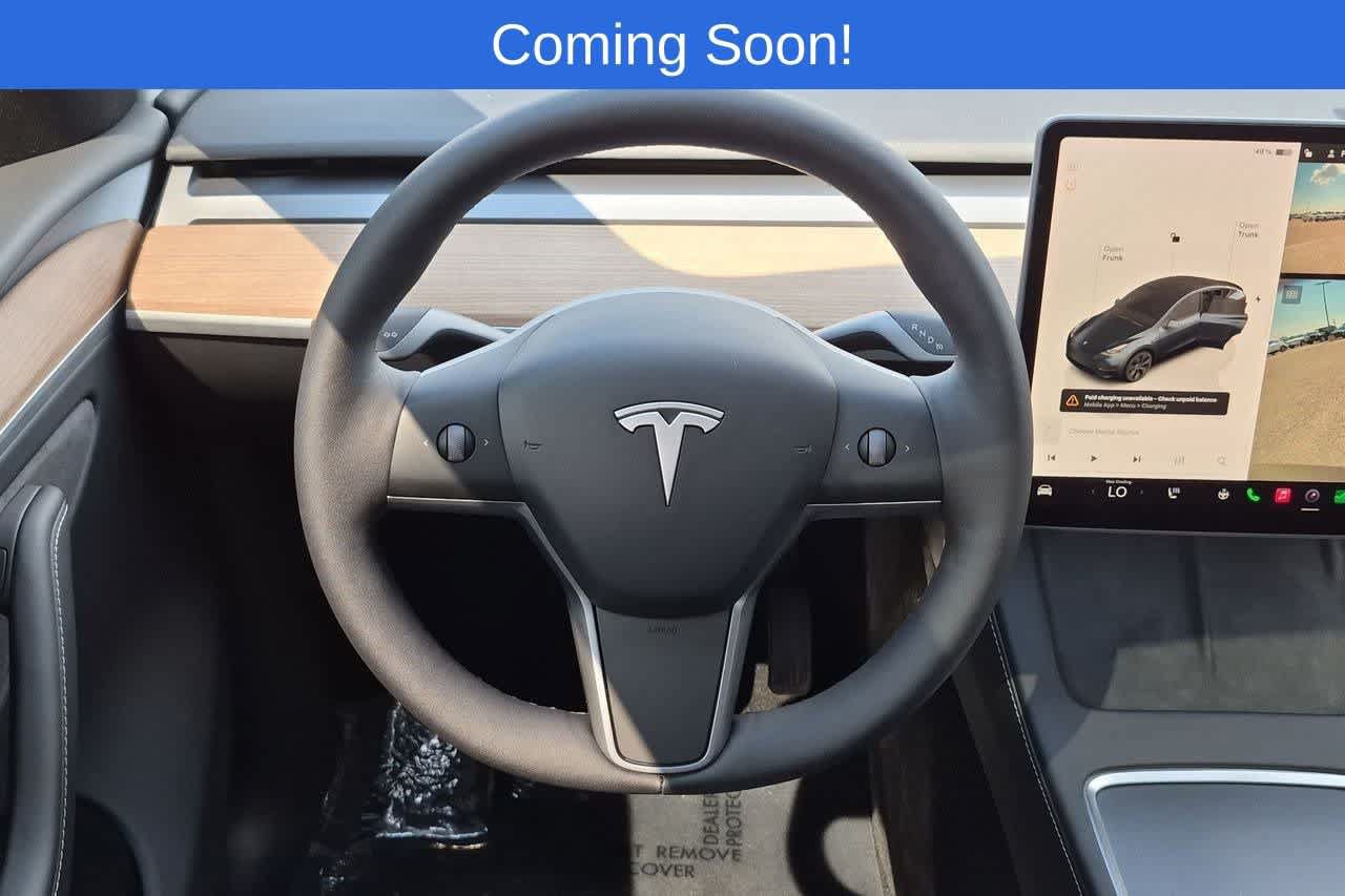 Used 2024 Tesla Model Y Long Range AWD/4WD image 22