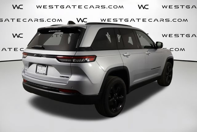 Used 2023 Jeep Grand Cherokee Limited w/ Black Appearance Package RWD image 45