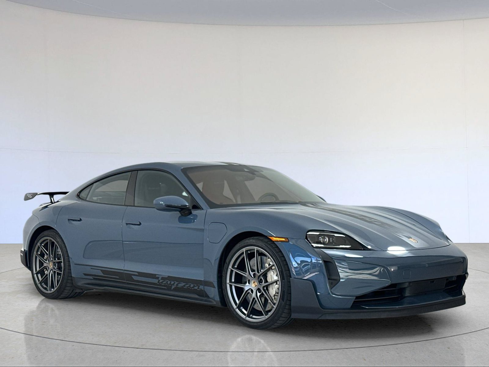 Certified 2025 Porsche Taycan GTS AWD/4WD image 10