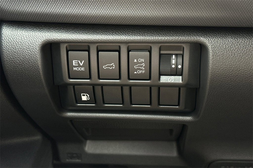 New 2025 Subaru Forester Touring image 34