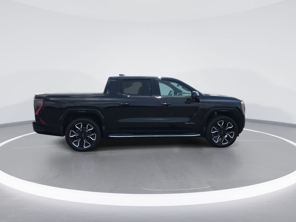 Used 2025 GMC Sierra EV Denali AWD/4WD image 9