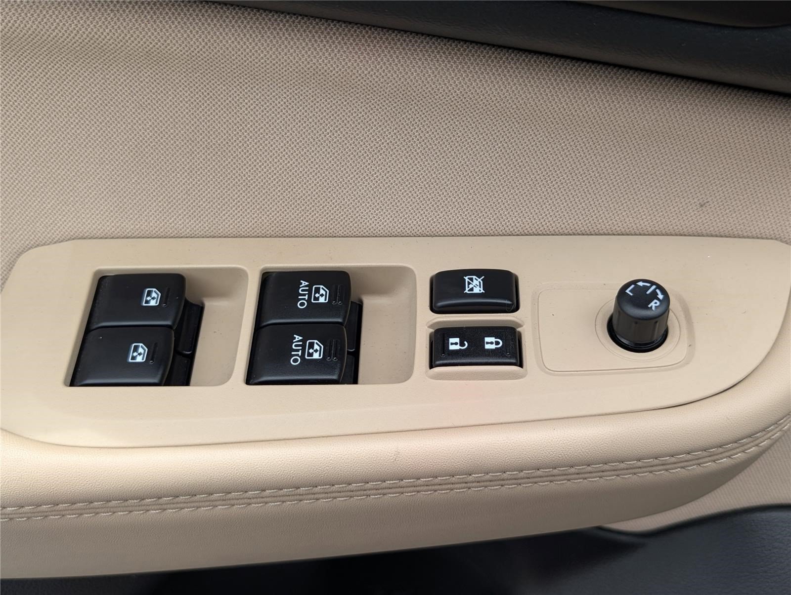 Used 2018 Subaru Outback 2.5i Premium AWD/4WD image 15