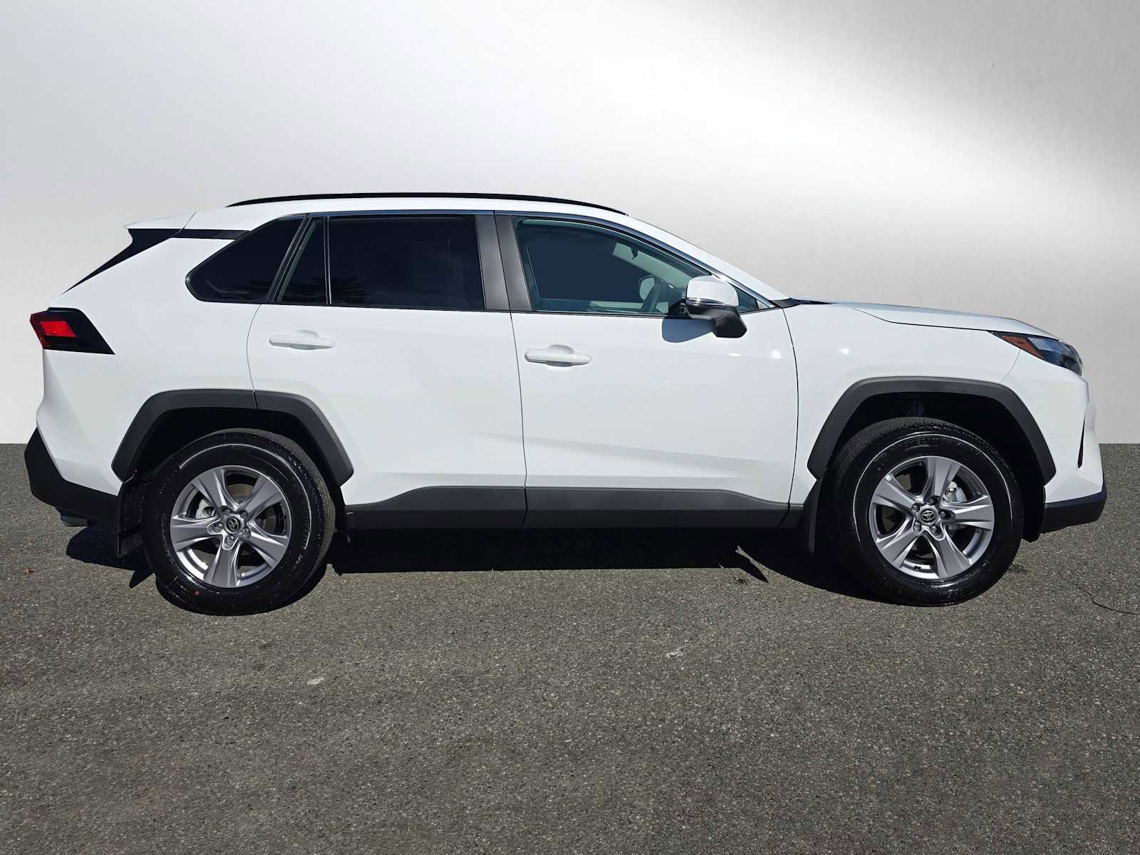 Certified 2025 Toyota RAV4 XLE w/ Convenience Package image 8