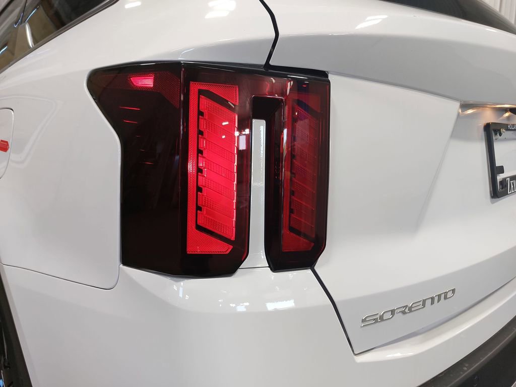 New 2026 Kia Sorento EX AWD/4WD image 36