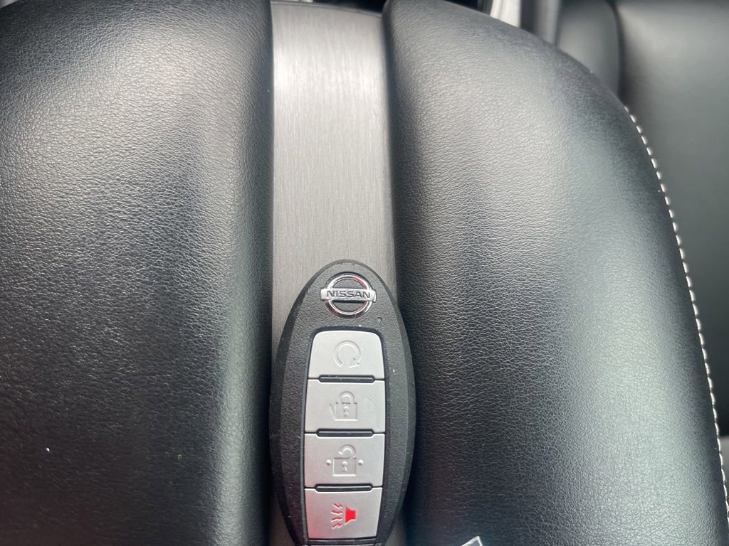 Used 2022 Nissan Murano SV FWD image 20