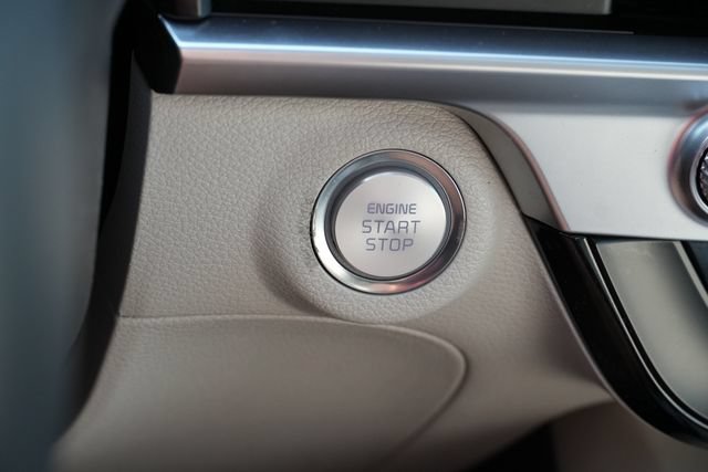 Used 2025 Kia Telluride S FWD image 31