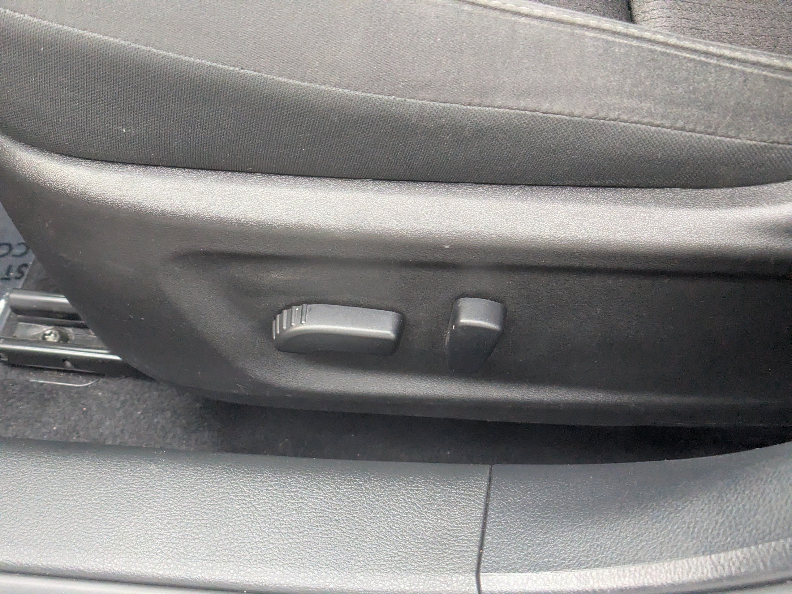 Used 2025 Nissan Altima 2.5 SV AWD/4WD image 18