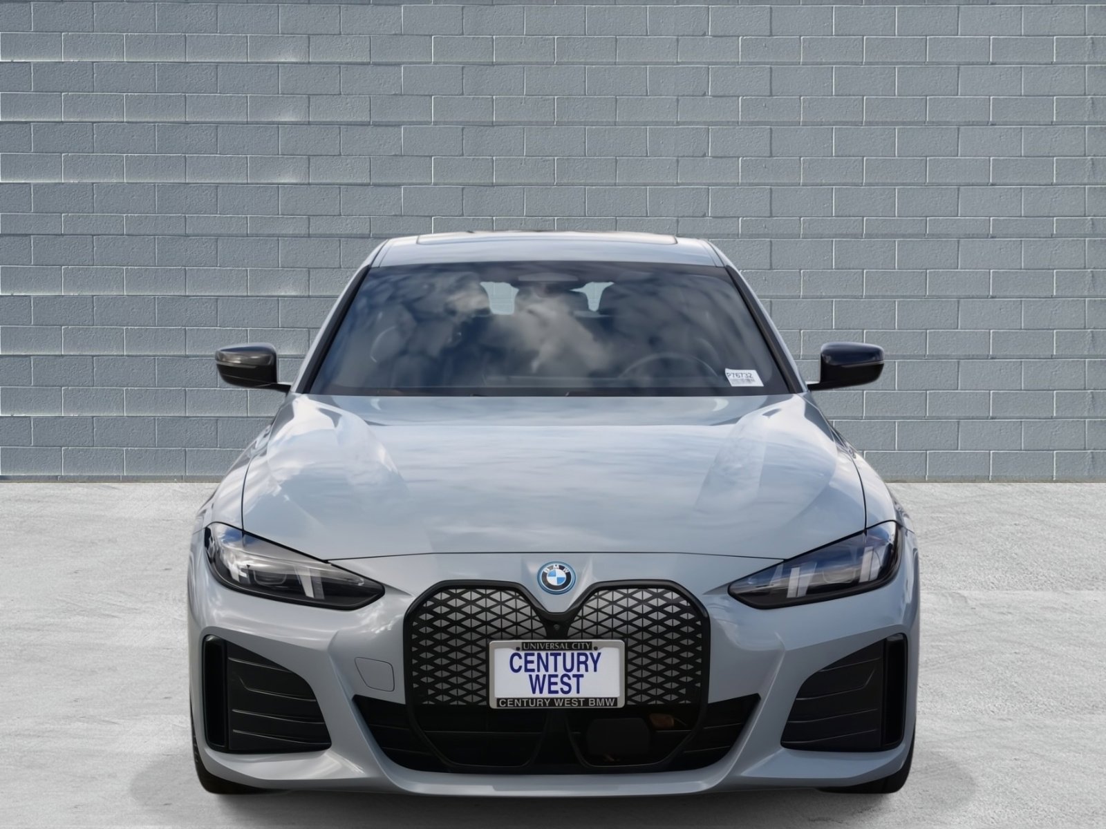 Certified 2025 BMW i4 xDrive40i image 2