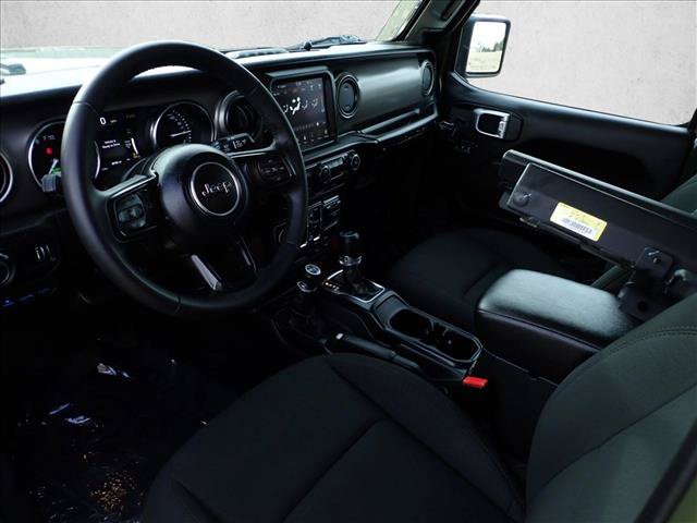 Used 2023 Jeep Wrangler Unlimited AWD/4WD image 11