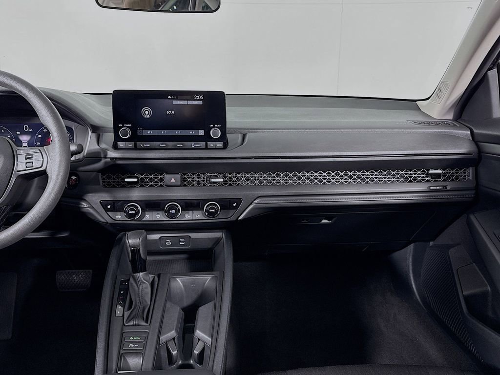 Certified 2023 Honda Accord EX image 15