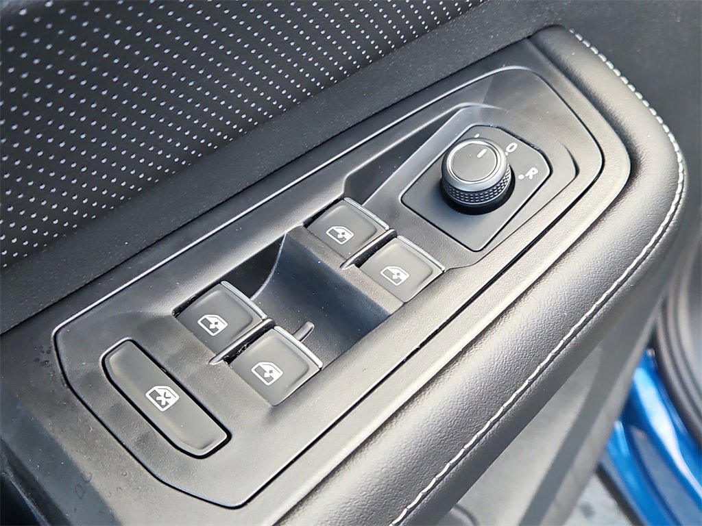 New 2026 Volkswagen Atlas Cross Sport SEL image 21