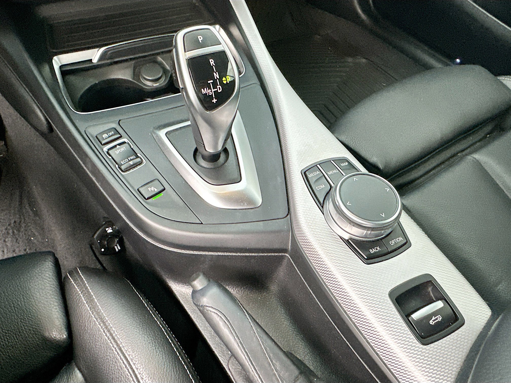 Used 2020 BMW M240i Convertible w/ Premium Package image 17