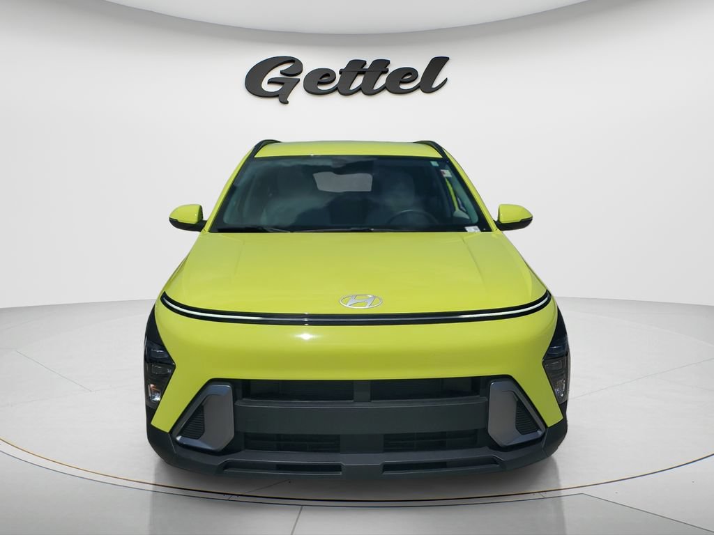 Used 2024 Hyundai Kona SEL FWD image 2
