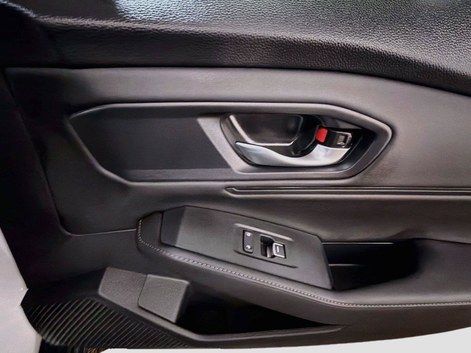 Used 2024 Honda Accord Sport image 29