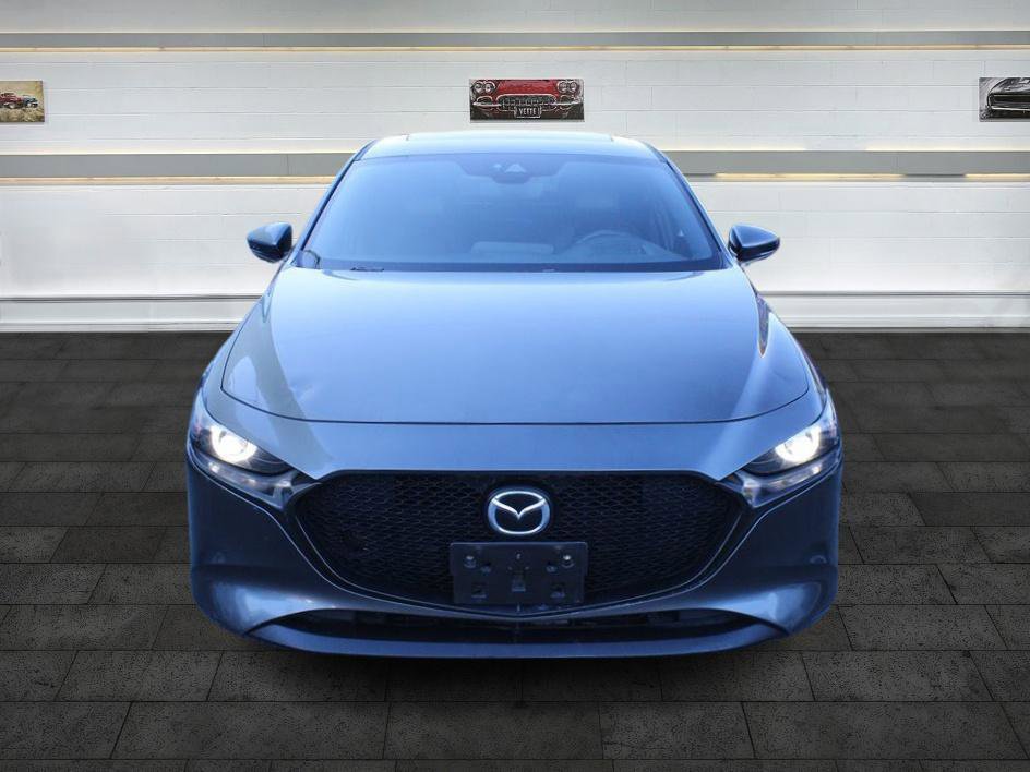 Used 2019 MAZDA MAZDA3 Hatchback w/ Premium Package image 3
